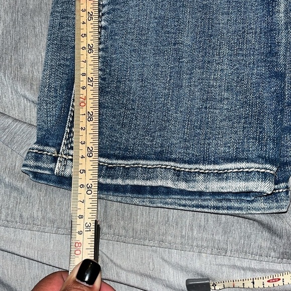 SEVEN7 Slim Straight Heavy Stitched Blue Jeans Size 12 Raised embossed pockets - Picture 10 of 10